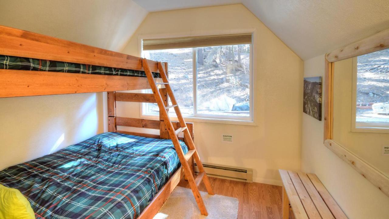 Hawks Nest Lodge Yosemite West Exteriör bild